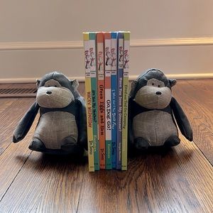 Dora Designs Doorstop/Bookends